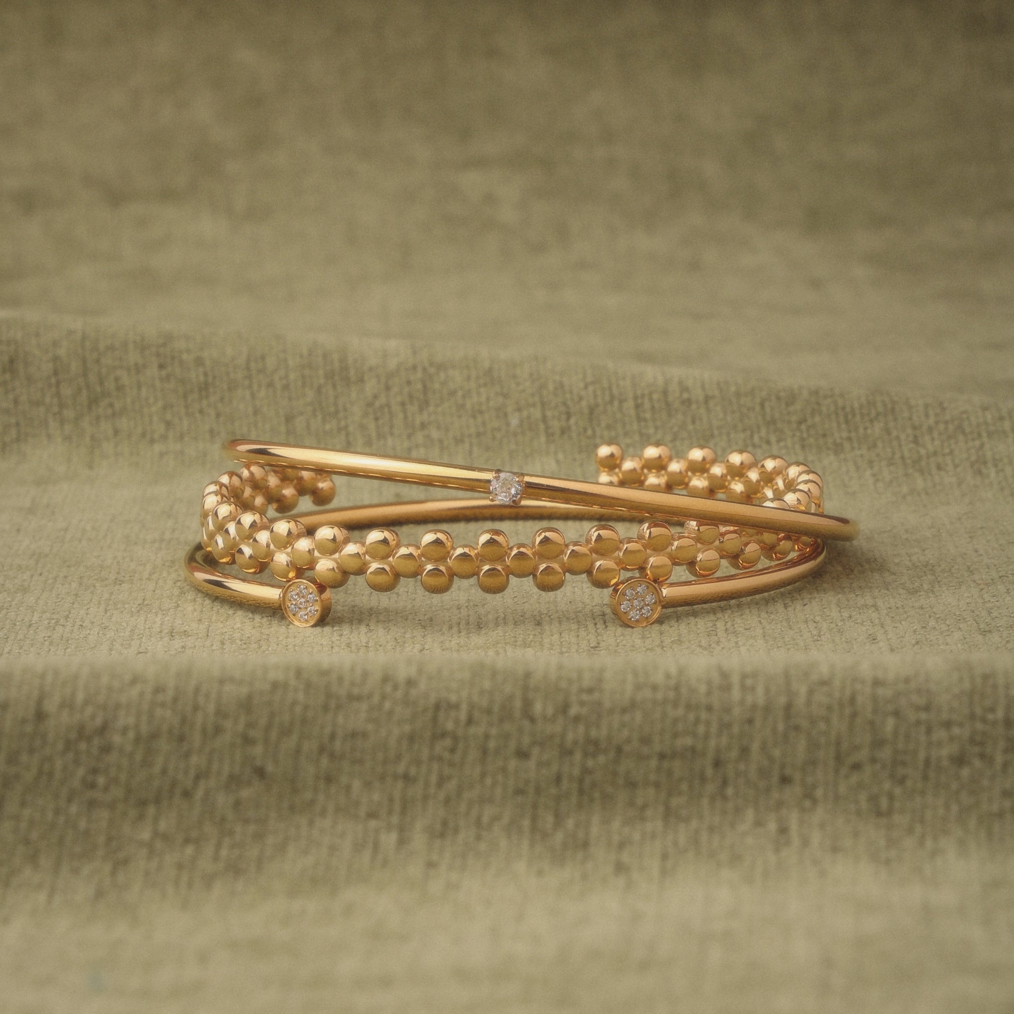 Thin Solar Cuff